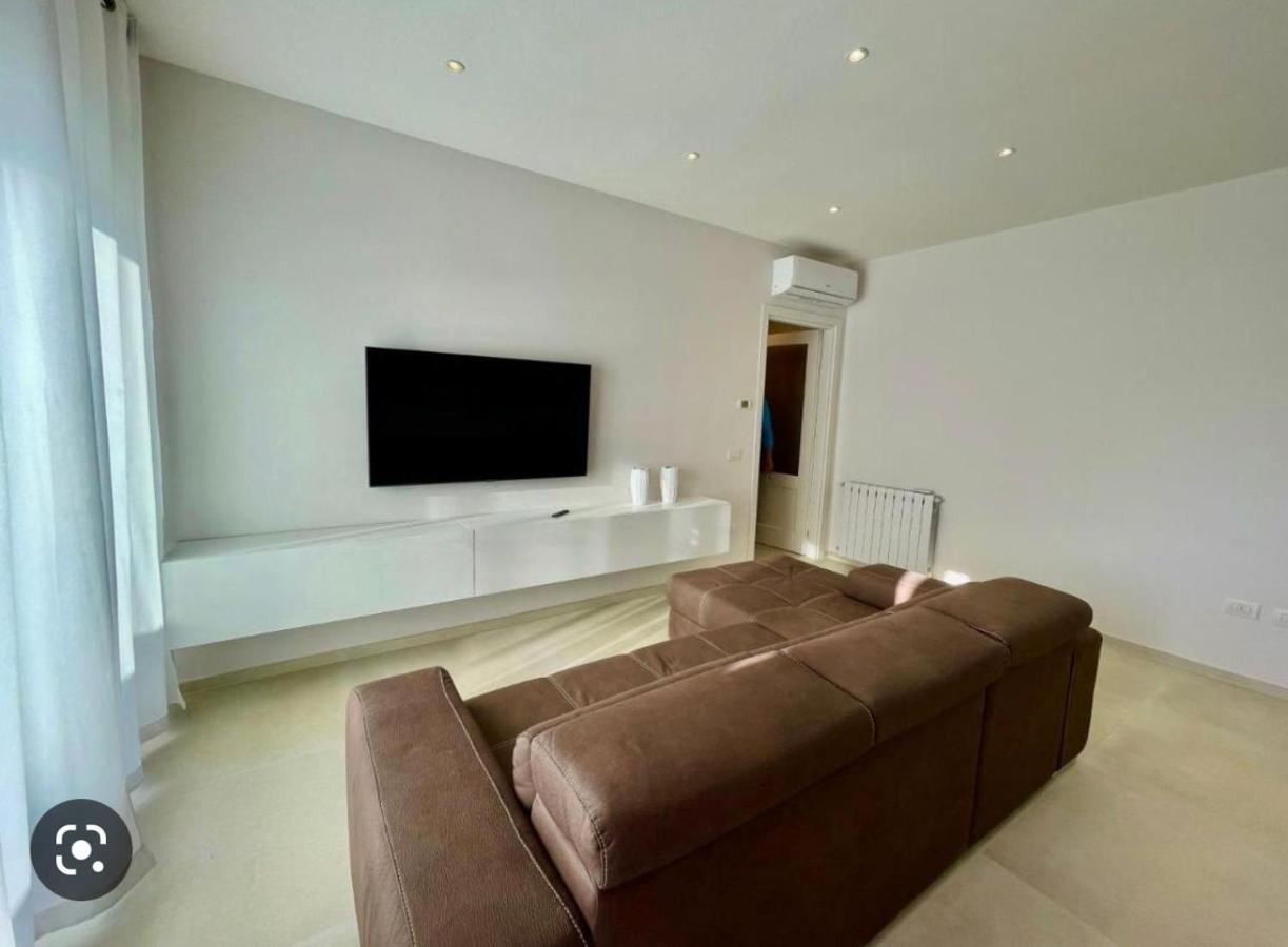 Nature Apartment Olbia Bagian luar foto